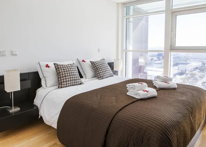 Rent4Rest Lisbon Parque Das Nacoes 17Th Floor River View