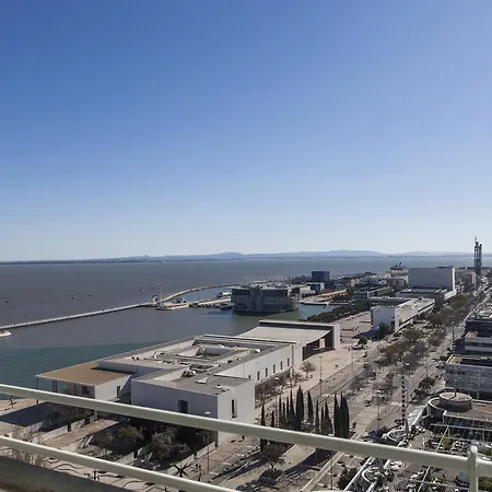 Rent4Rest Lisbon Parque Das Nacoes 17Th Floor River View Exterior photo
