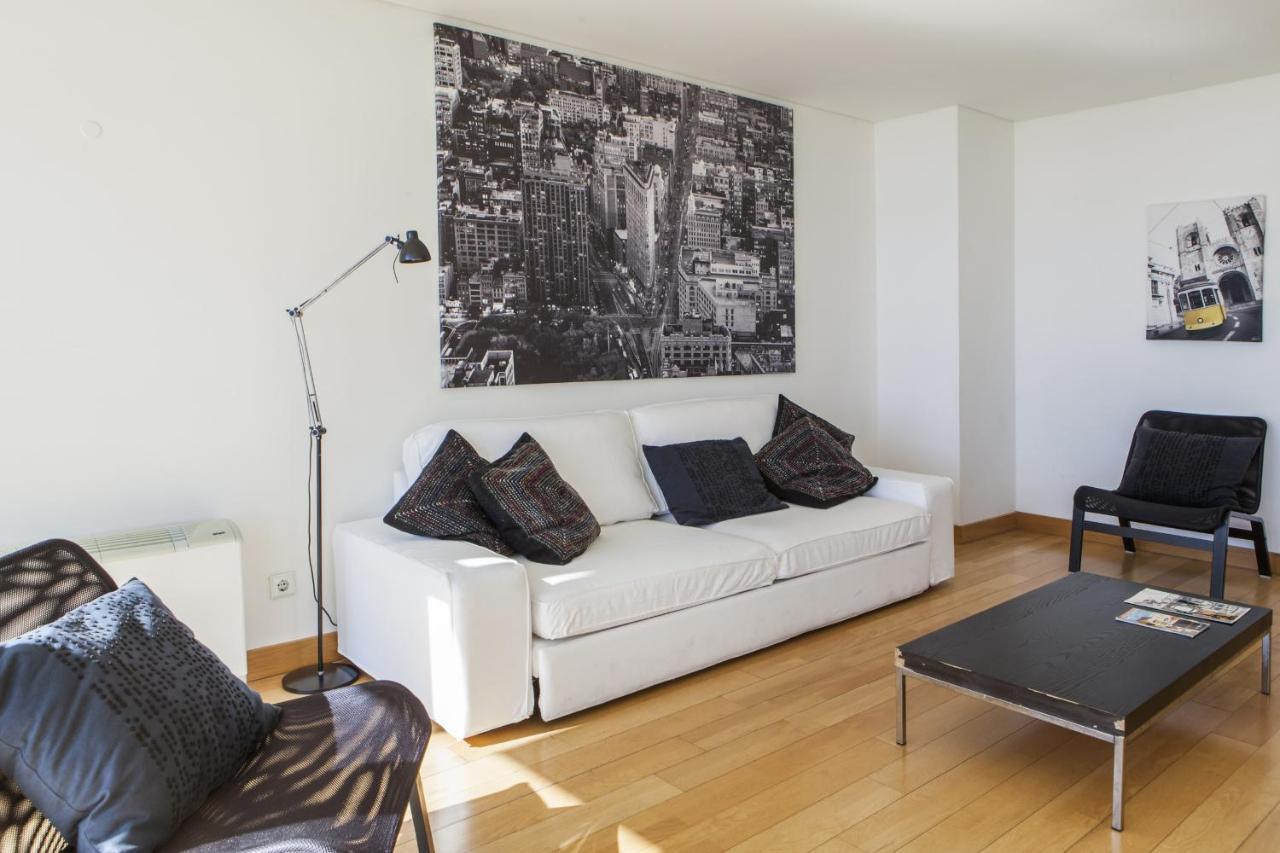 Rent4rest Parque Nações 17th Floor River View Lissabon